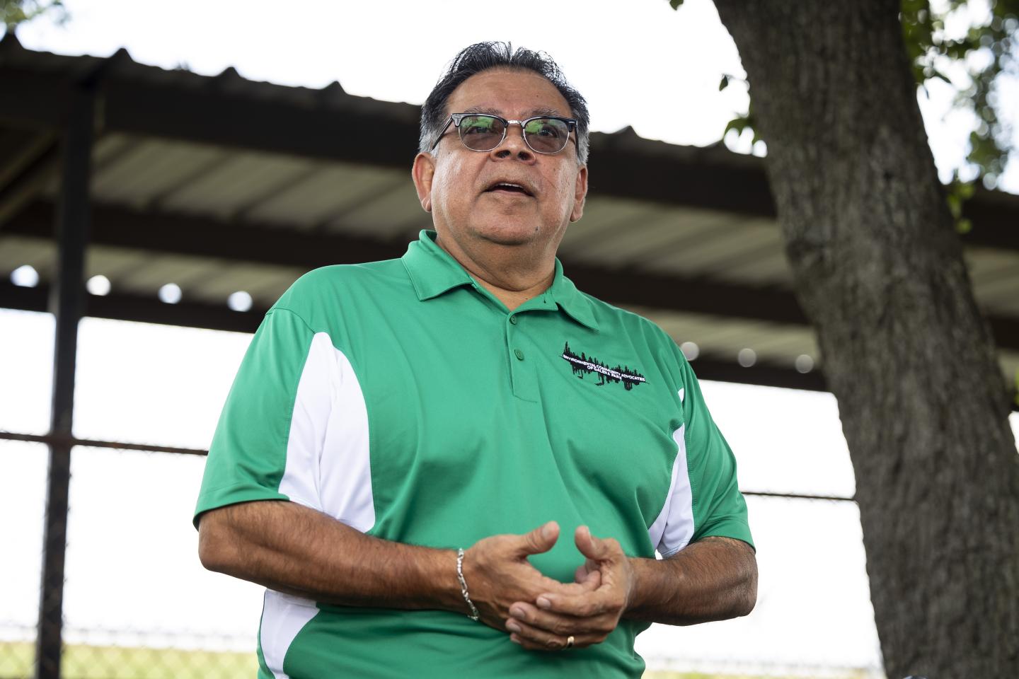 Cruz Hinojosa speaking at an event